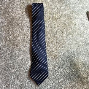 Oleg Cassini tie